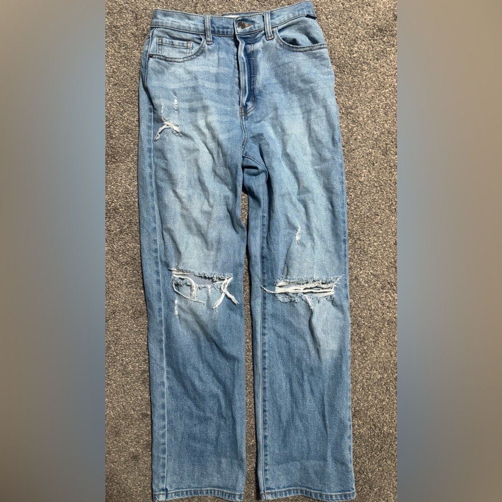 Cello Women's Relaxed Light Blue Distressed Jeans